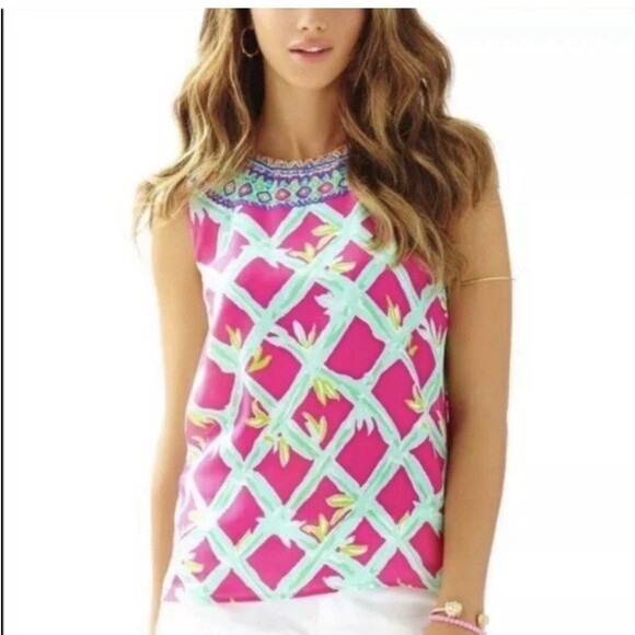 Lilly Pulitzer Tops - Lilly Pulitzer Iona Silk Shell Top Capri Pink Size Medium Gold Back Buttons